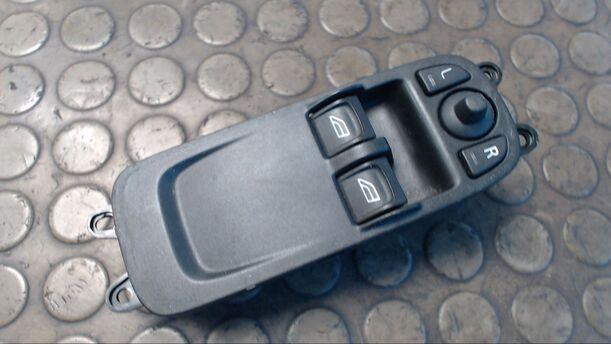 Foto: FENSTERHEBERSCHALTER eines Volvo C30 1.6D