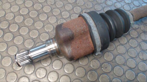 Foto: ANTRIEBSWELLE LINKS eines Volvo C30 1.6D