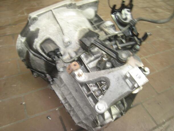 Foto: SCHALTGETRIEBE 5-GANG eines Volvo C30 1.6D Style