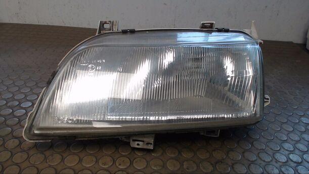 Foto: SCHEINWERFER  (GEKLEBT) LINKS eines Seat Alhambra 1.9 TDI