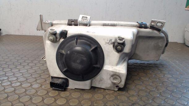 Foto: SCHEINWERFER  (GEKLEBT) LINKS eines Seat Alhambra 1.9 TDI