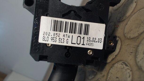 Foto: BLINKSCHALTER/KOMBISCHALTER L eines Seat Leon 1.9 TDI