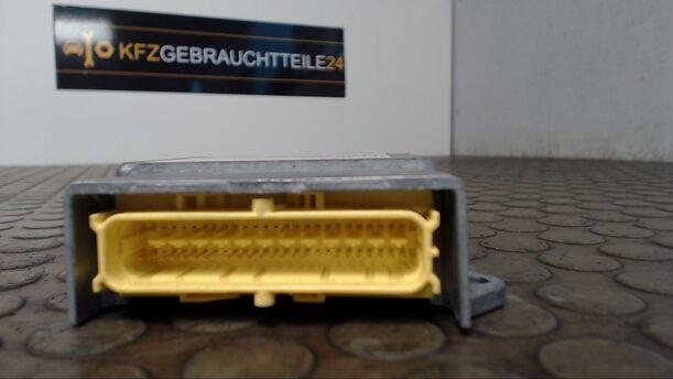 Foto: STEUERGERÄT AIRBAG eines VW Golf 1.9 TDI