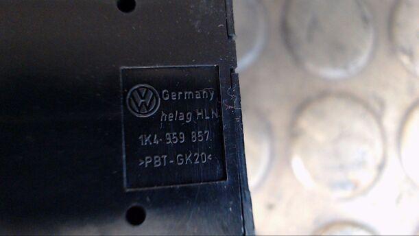 Foto: FENSTERHEBERSCHALTER eines VW Golf 1.9 TDI