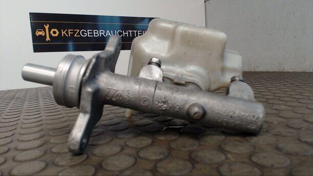 Foto: HAUPTBREMSZYLINDER eines VW Golf 1.9 TDI