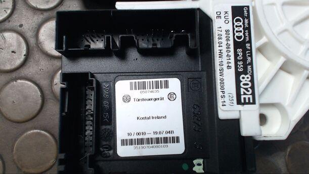 Foto: MOTOR FENSTERHEBER RECHTS eines Audi A3 1.9 TDI