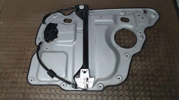 Foto: FENSTERHEBER HINTEN LINKS eines VW Touran 1.9 TDI