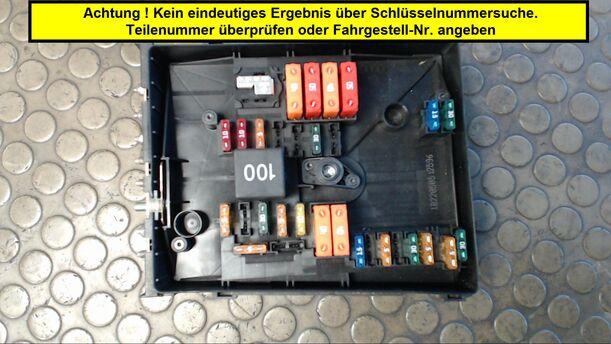 Foto: SICHERUNGSKASTEN ZENTRALELEKTRIK eines VW Touran 1.9 TDI
