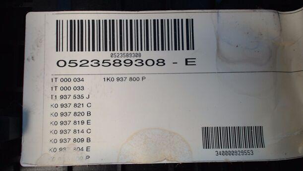 Foto: SICHERUNGSKASTEN ZENTRALELEKTRIK eines VW Touran 1.9 TDI