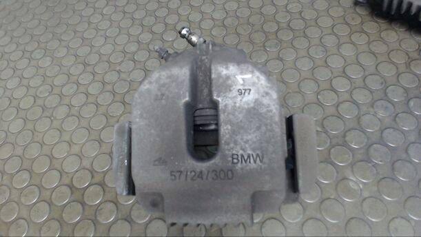 Foto: BREMSSATTEL VORN LINKS eines BMW 320d