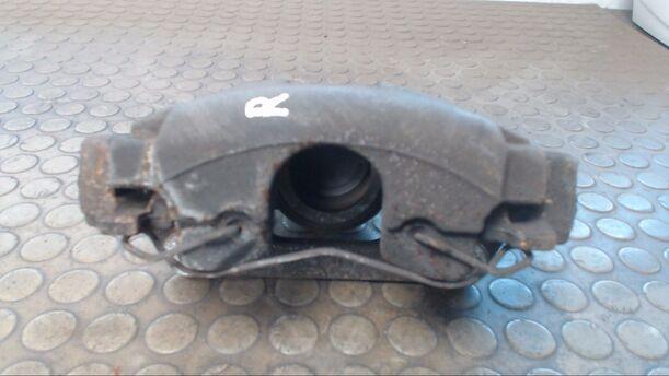 Foto: BREMSSATTEL VORN  RECHTS eines Renault Scenic 1.6 16V