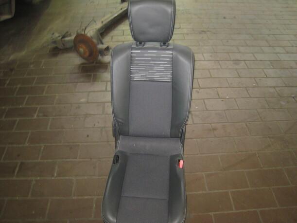 Foto: SITZ 2. REIHE  MITTE eines Renault Scenic 1.6 16V