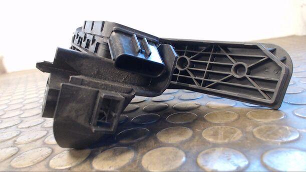 Foto: GASPEDAL eines VW Passat Variant 2.0 TDI