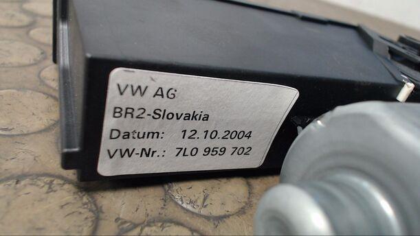Foto: MOTOR FENSTERHEBER VORNE RECHTS eines VW Touareg 2.5 R5 TDI Automatik