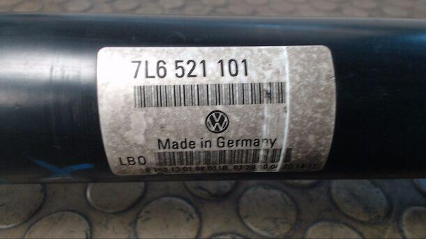 Foto: KARDANWELLE VORN eines VW Touareg 2.5 R5 TDI Automatik