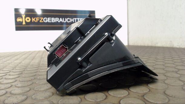 Foto: DISPLAY CCC IDRIVE PROFESSIONAL eines BMW 320d