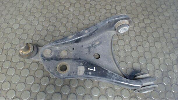 Foto: QUERLENKER VORN LINKS eines Renault Twingo 1.2