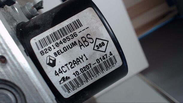 Foto: HAUPTBREMSAGGREGAT ABS eines Renault Twingo 1.2