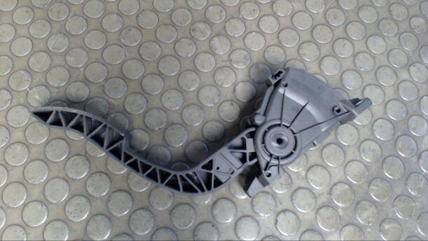 Foto: GASPEDAL eines Renault Twingo 1.2