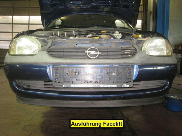 Foto: STOßFÄNGER / STOßSTANGE VORNE eines Opel Corsa 12V