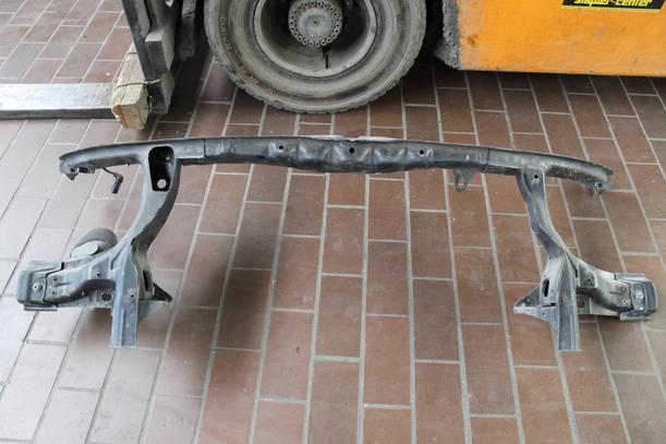 Foto: SCHLOSSTRÄGER eines VW Caravelle Kurz DPF