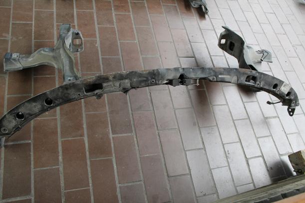 Foto: SCHLOSSTRÄGER eines VW Caravelle Kurz DPF