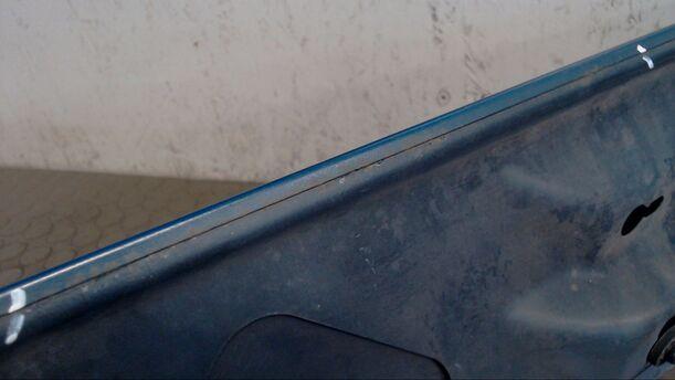 Foto: ABDECKUNG LAUFSCHIENE SCHIEBETÜR RECHTS eines VW Caravelle Kurz DPF groove up!