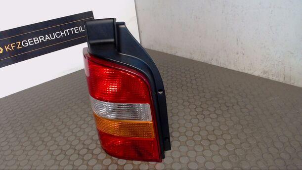 Foto: HECKLEUCHTE / RÜCKLICHT  LINKS eines VW Caravelle Kurz DPF groove up!