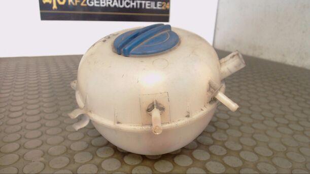Foto: AUSGLEICHSBEHÄLTER eines VW Caravelle Kurz DPF groove up!