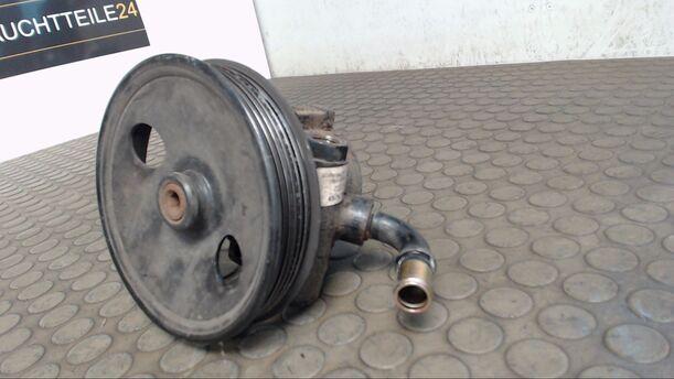 Foto: PUMPE SERVOLENKUNG eines Volvo V40 1.8
