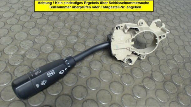 Foto: BLINKSCHALTER/KOMBISCHALTER eines Mercedes-Benz C 200 T CDI