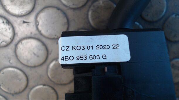 Foto: SCHEIBENWISCHERSCHALTER eines Skoda Superb 2.0 TDI DPF
