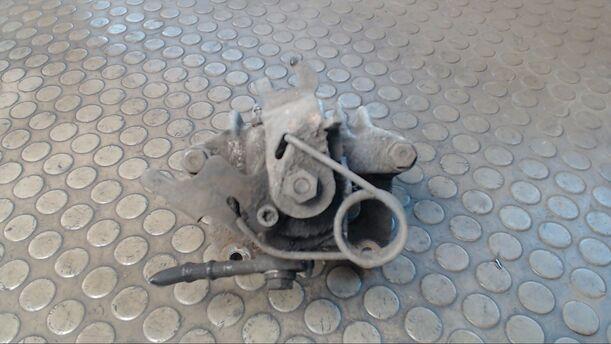 Foto: BREMSSATTEL HINTEN RECHTS eines Skoda Superb 2.0 TDI DPF