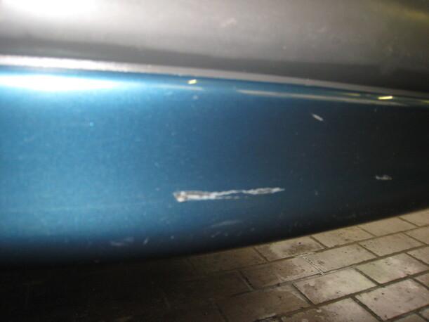 Foto: STOßSTANGE / STOSSFÄNGER HINTEN eines Renault Laguna Grandtour 1.8 Ghia