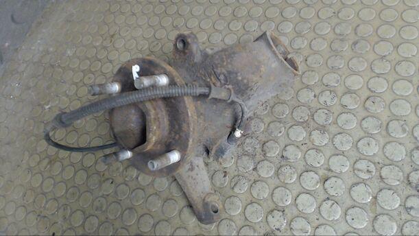 Foto: ACHSSCHENKEL  VORN RECHTS eines Ford Scorpio Turnier Style