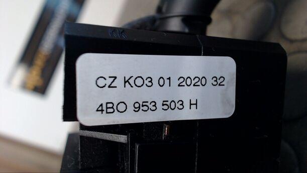 Foto: SCHEIBENWISCHERSCHALTER eines VW Passat Variant 1.9 TDI GLX
