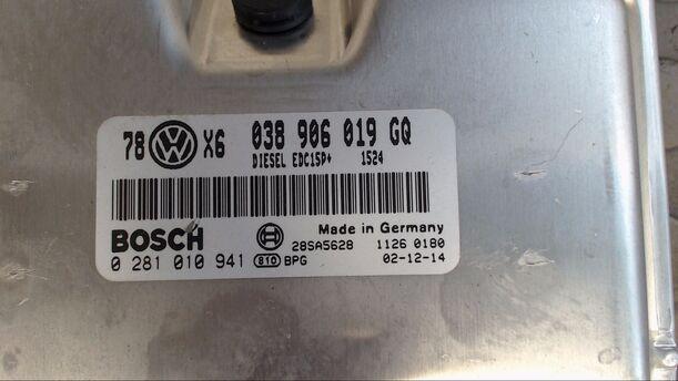Foto: STEUERGERÄT DIESELEINSPRITZUNG eines VW Passat Variant 1.9 TDI