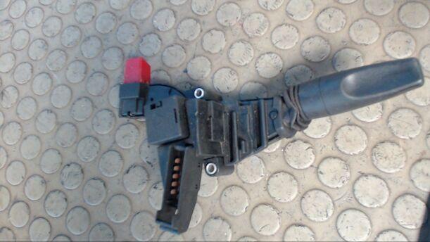 Foto: BLINKERSCHALTER eines Ford Scorpio TD
