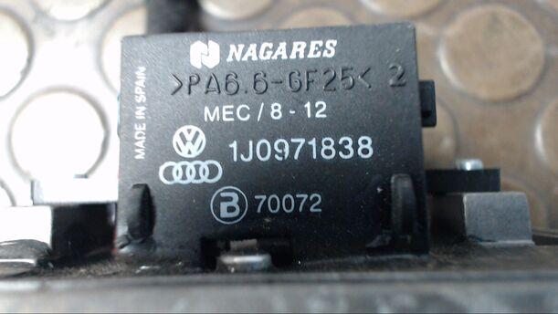 Foto: WIDERSTAND HEIZUNGSGEBLÄSE eines Audi A2 1.4 TDI