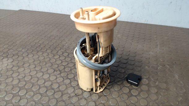 Foto: KRAFTSTOFFPUMPE eines VW Transporter T5 7HH132/WF2/0WQ