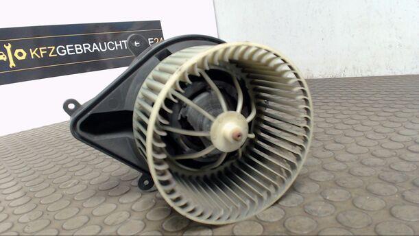 Foto: HEIZUNGSGEBLÄSE eines Renault Megane 1.6