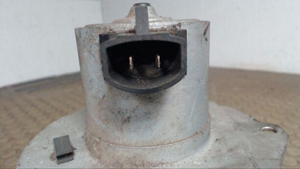 Foto: HEIZUNGSGEBLÄSE eines Ford Transit 80