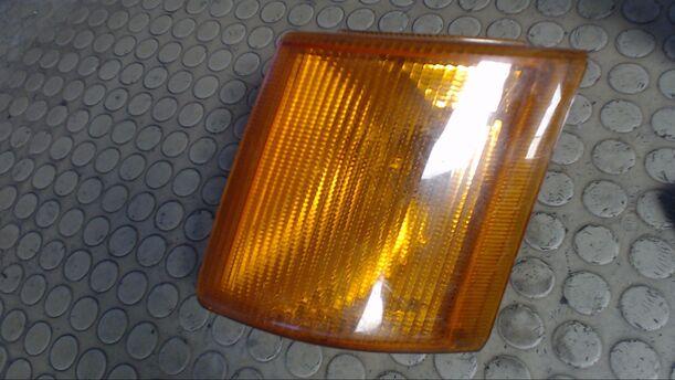 Foto: BLINKER VORN LINKS eines Ford Transit 80