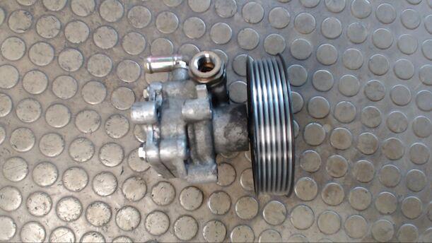 Foto: PUMPE SERVOLENKUNG eines VW Golf 1.9 TDI