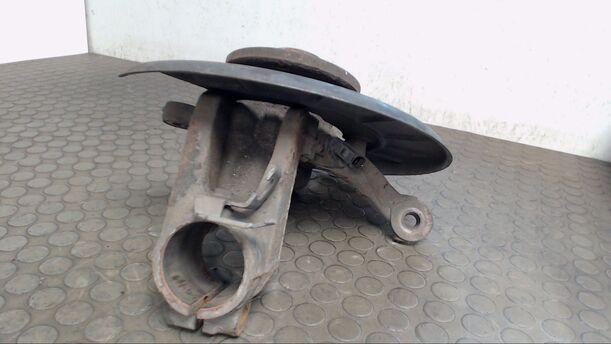 Foto: ACHSSCHENKEL VORN RECHTS eines VW Golf 2.0 TDI DPF
