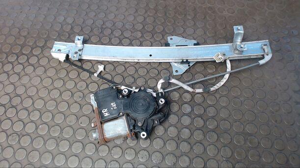 Foto: FENSTERHEBER HINTEN RECHTS eines Mitsubishi Galant 2500 V6-24 GL
