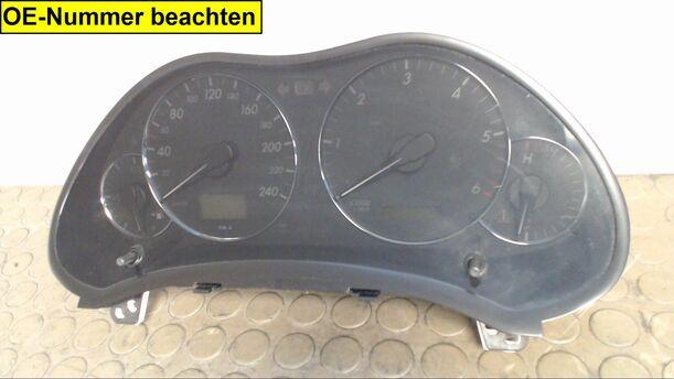 Foto: TACHOEINHEIT eines Toyota Avensis 2.0 D-4D GL