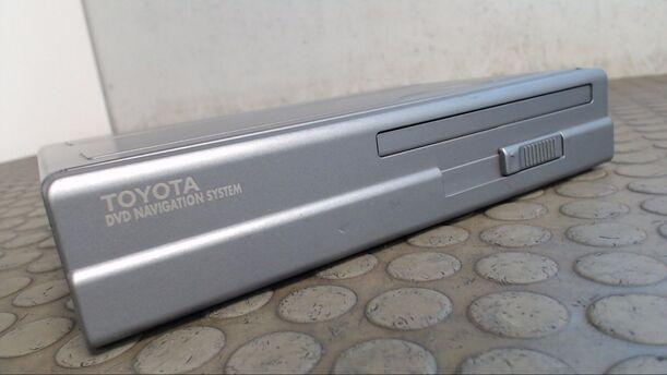 Foto: NAVIAGTIONSRECHNER DVD eines Toyota Avensis 2.0 D-4D GL