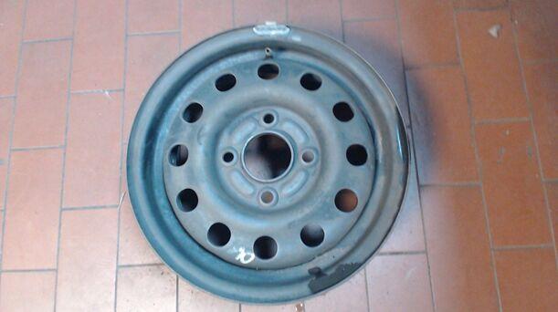 Foto: STAHLFELGE 5X13 ET 41 eines Ford Escort 16V C