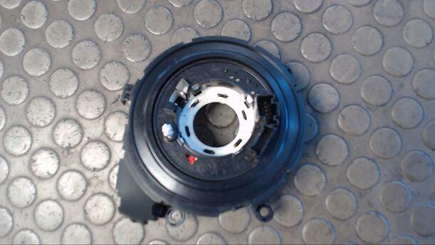 Foto: WICKELFEDER/ SCHLEIFRING eines BMW 118d DPF S